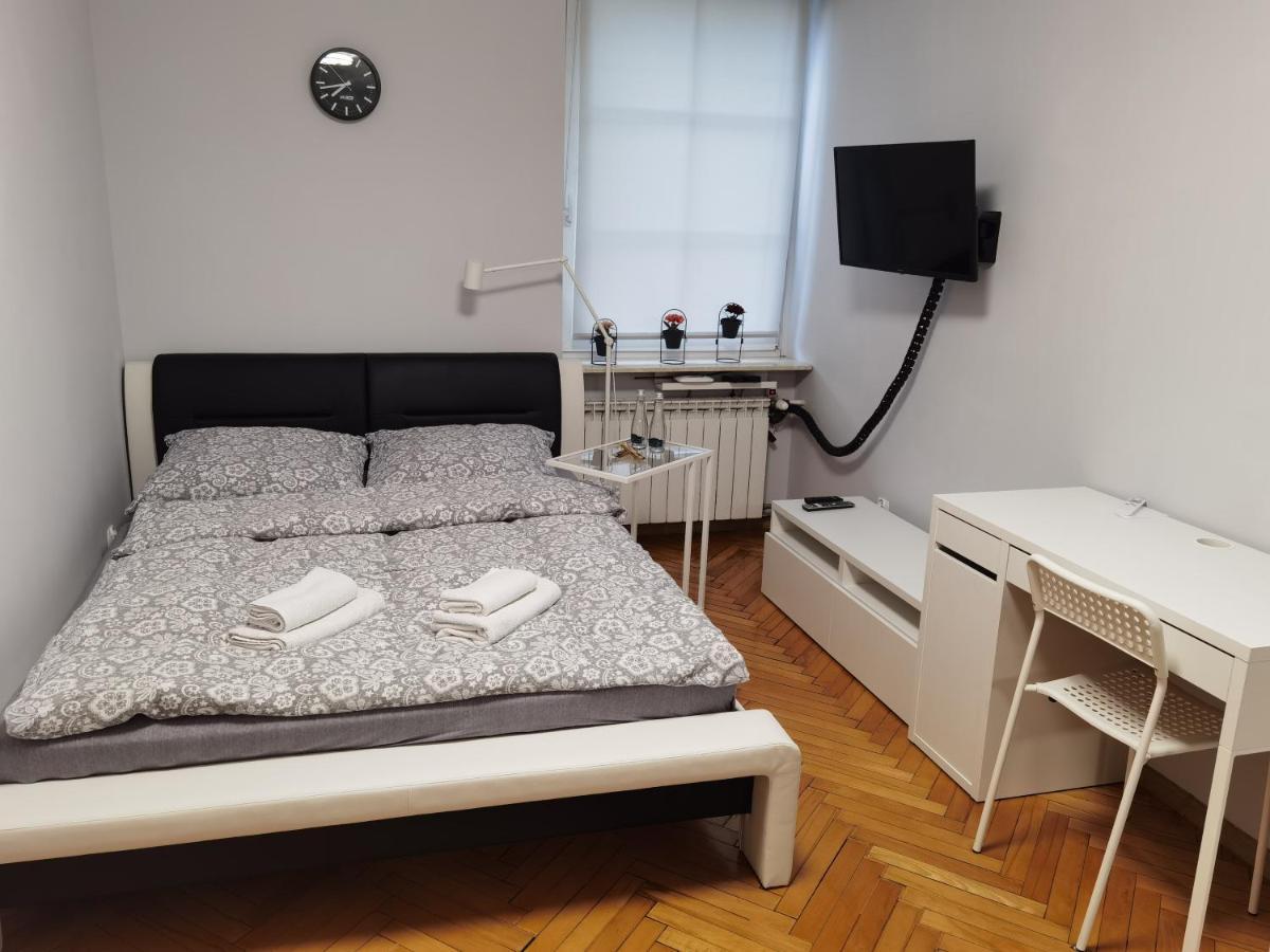Apartament Przy Rynku グリヴィツェ エクステリア 写真